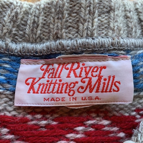 Fall River Knitting Mill Women’s Vintage Shetland wool cardigan Size M - Picture 2 of 9